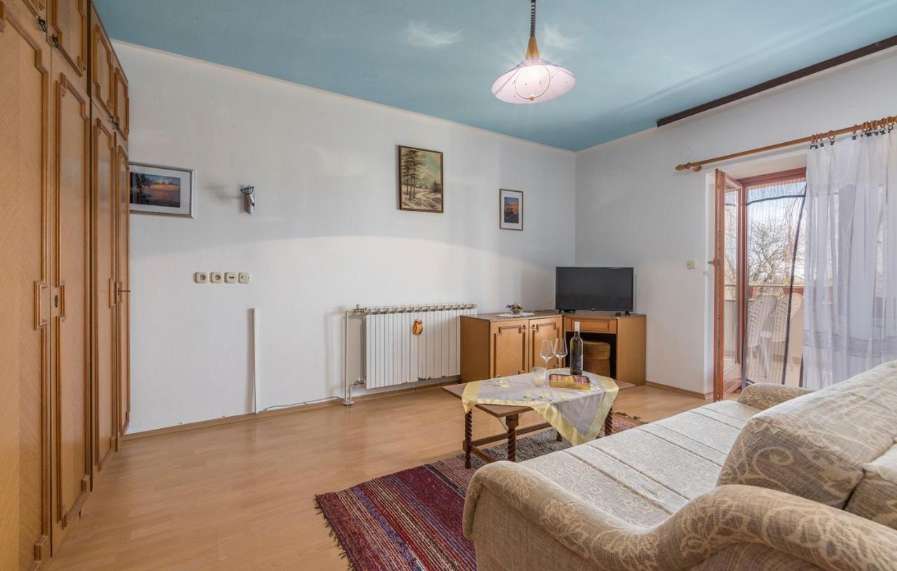 Apartments Ulika Červar-Porat Eksteriør billede